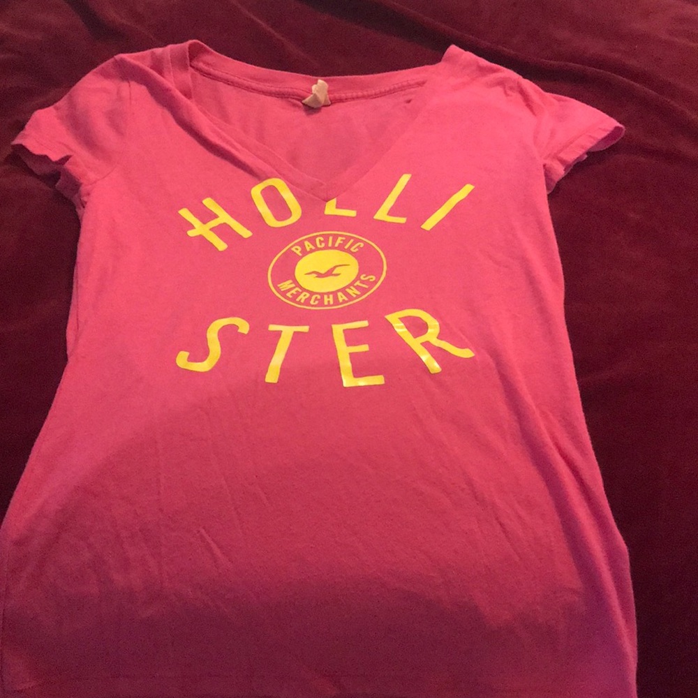 Pink Hollister size medium shirt